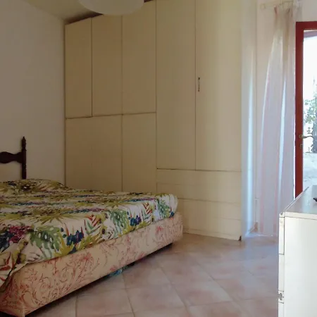 N223 - Numana, Delizioso Bilocale Con Portico