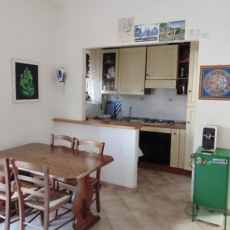 N223 - Numana, Delizioso Bilocale Con Portico